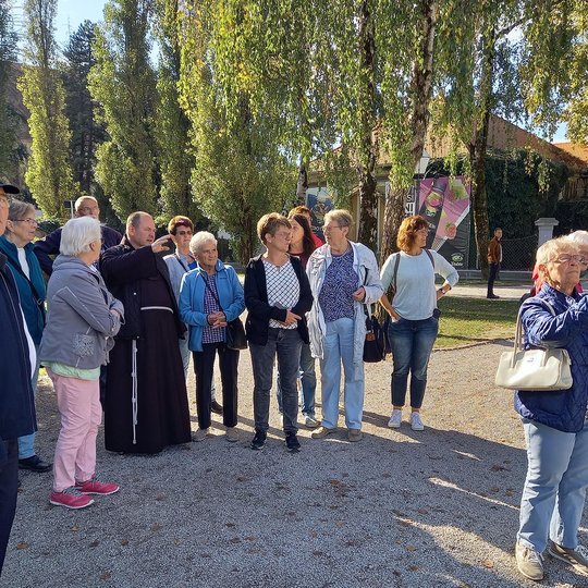 Wiedersehen und Stadtführung mit Pater Drago in Varaždin